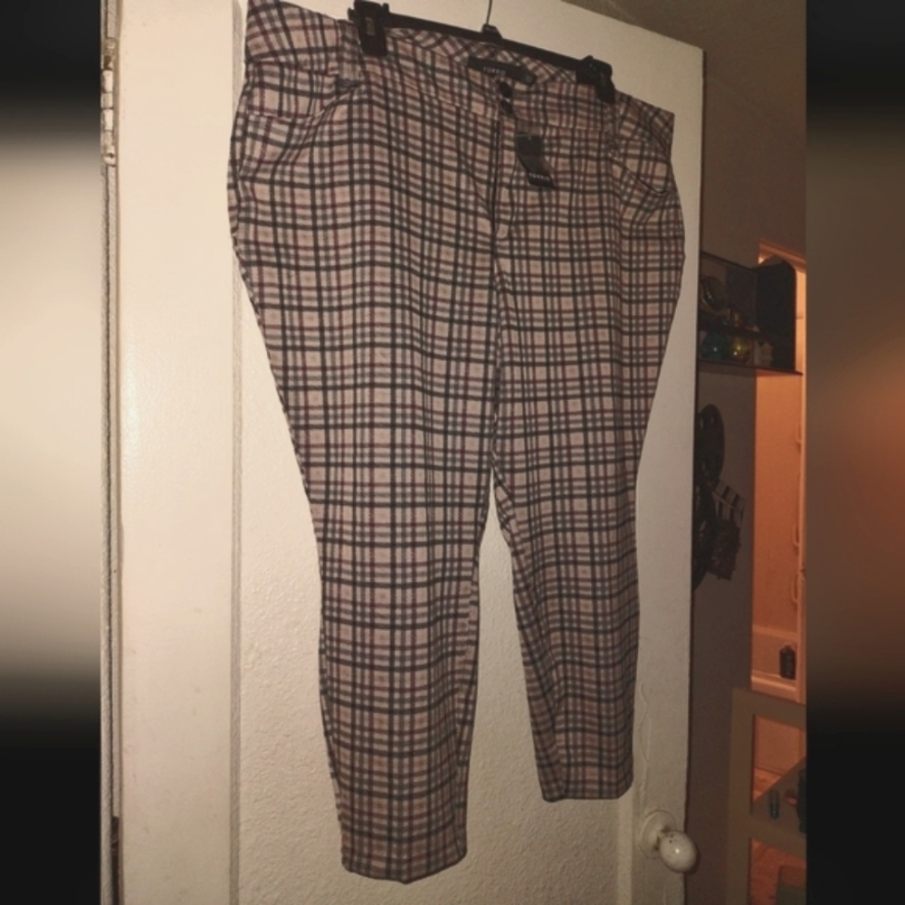 Torrid ankle pants size 24 new with tags